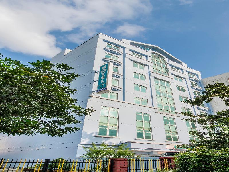 Hotel 81 Lucky Singapore Exterior photo
